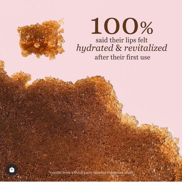 ONLY 2 LEFT!! Sara Happ The Lip Scrub 💋 - Picture 4 of 5